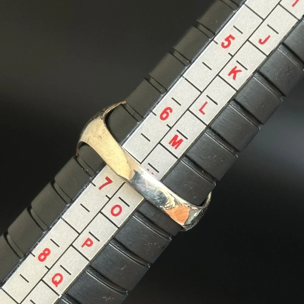 Faceted Black Onyx Ring - Size 6.5 - 925 Sterling Silver - Picture 4 of 12